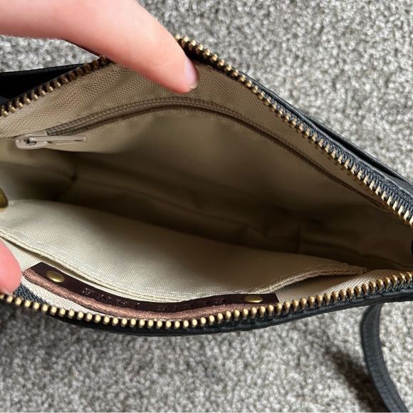 Ellie Jane Etsy Joey Crossbody Bag Black Leather - Picture 4 of 7